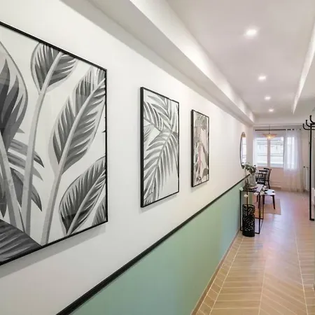 Appartamento Superbe Chic, Hyper Centre, Vue Chateau, Parking Inclus