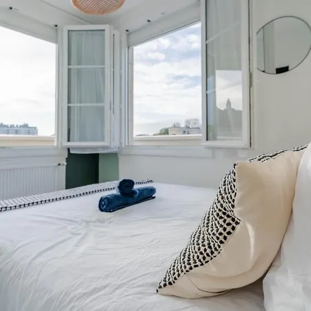 Superbe Chic, Hyper Centre, Vue Chateau, Parking Inclus Apartamento *