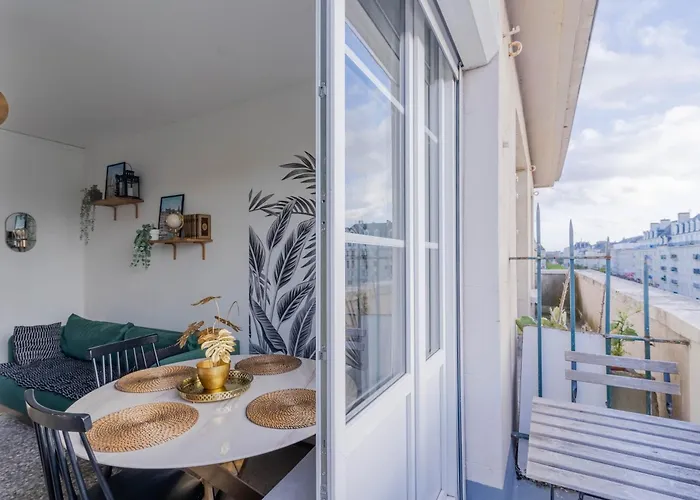 Superbe Chic, Hyper Centre, Vue Chateau, Parking Inclus * Caen